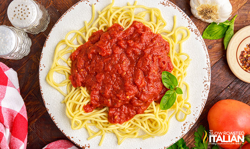 traditional marinara sauce .