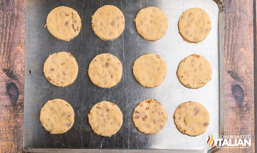 pecan sandies ready to bake