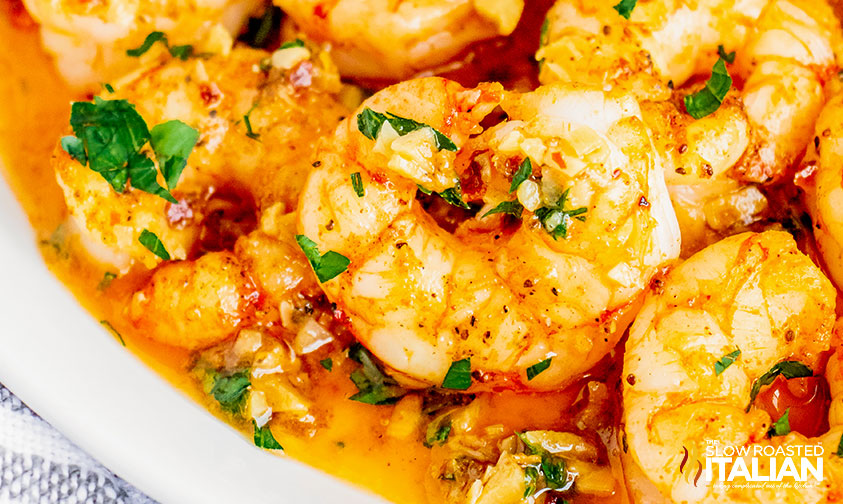 garlic shrimp scampi red lobster in bowl.