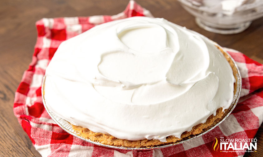 raisin cream pie with meringue
