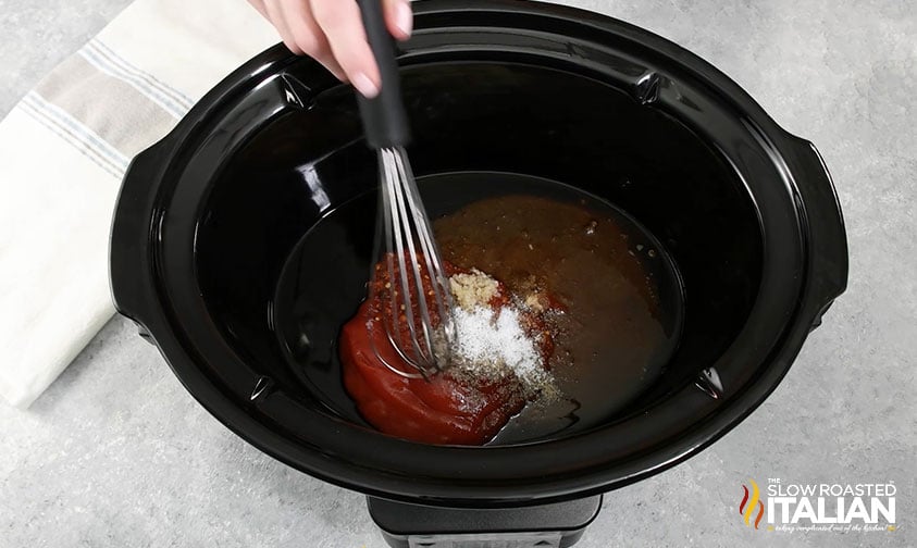 making gravy in crockpot.