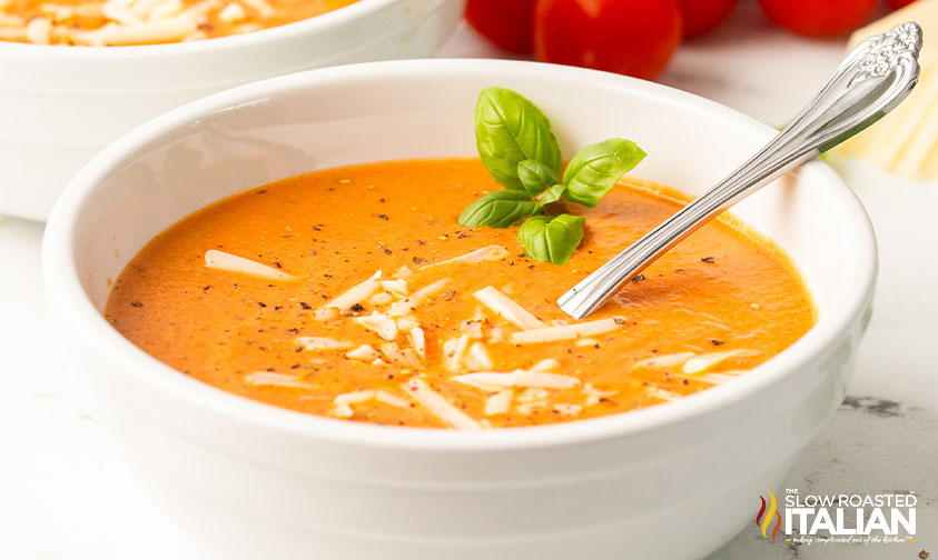 bowl of tomato bique.