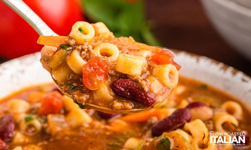 close up: spoonful of Olive Garden pasta fagioli