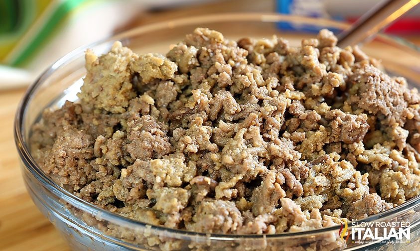 close up: bowl of cooked ground beef