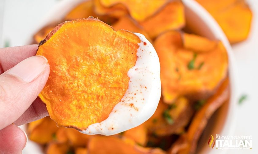 close up: sweet potato chip with dip