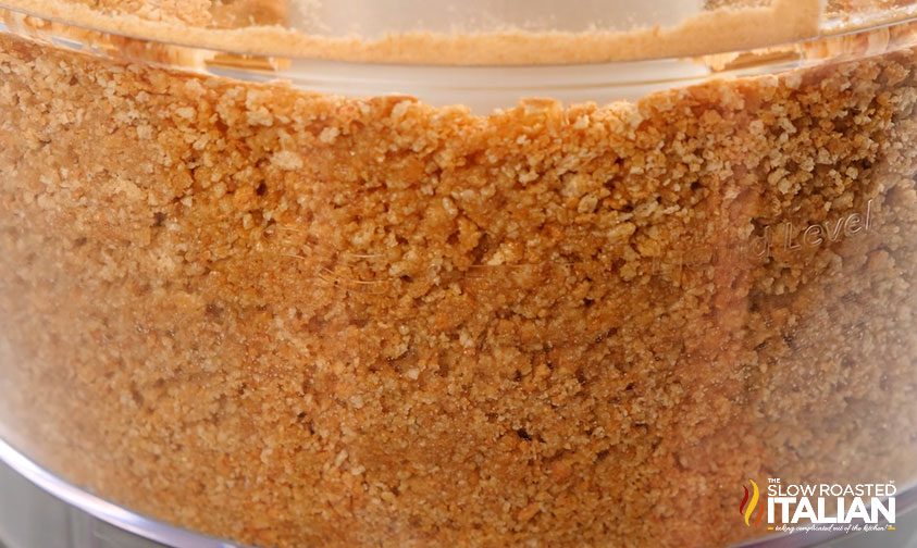 making graham cracker crust in food processor