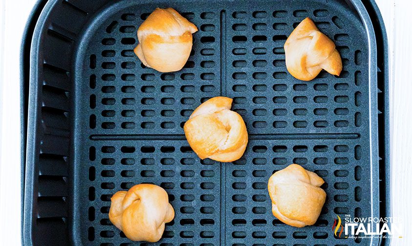 cooking garlic knots in air fryer