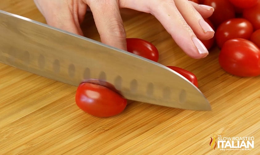 slicing tomatoes