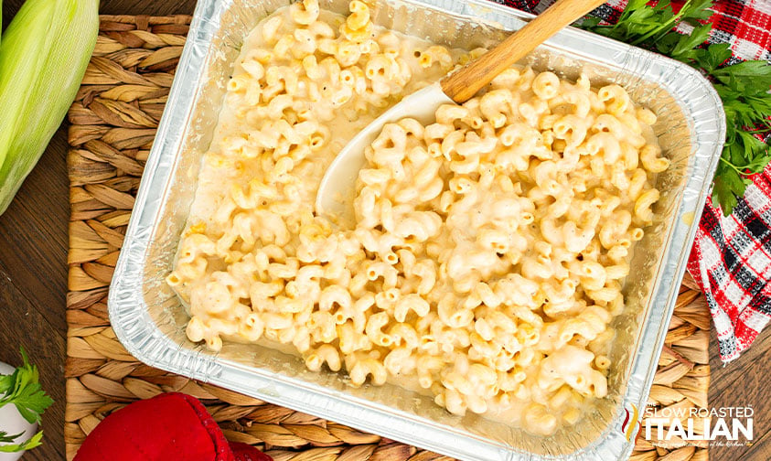 overhead shot of smoked mac and cheese in foil pan