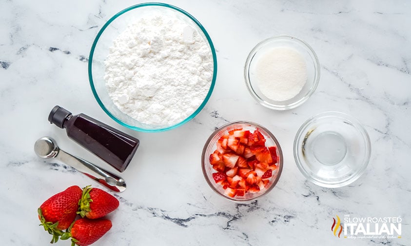 ingredients to make strawberry icing