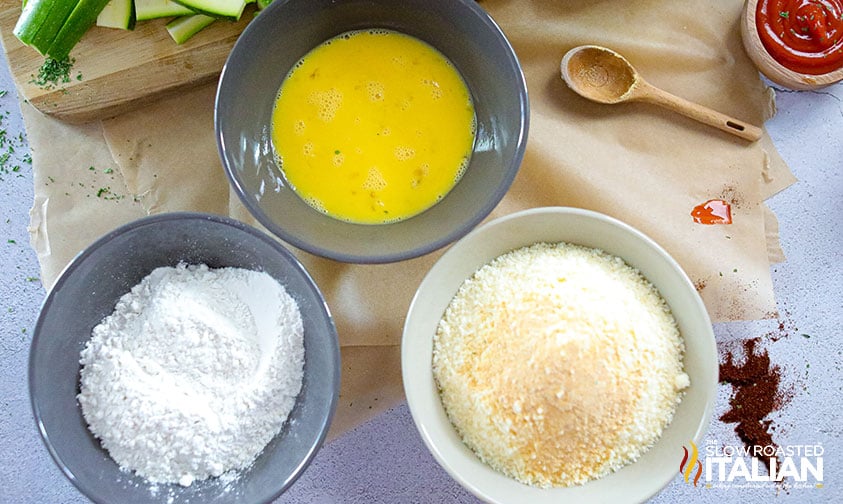 bowls with coating mixtures for zucchini fries