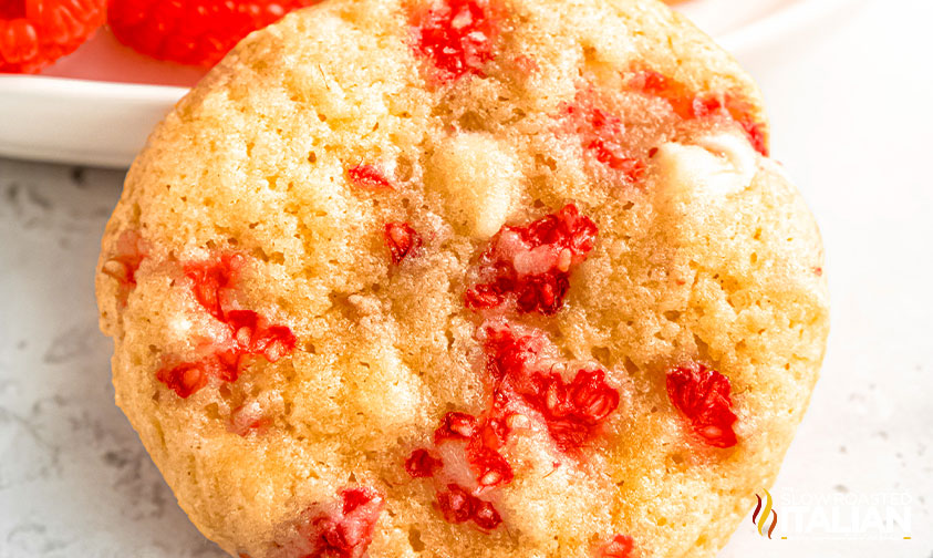 closeup of raspberry cookie