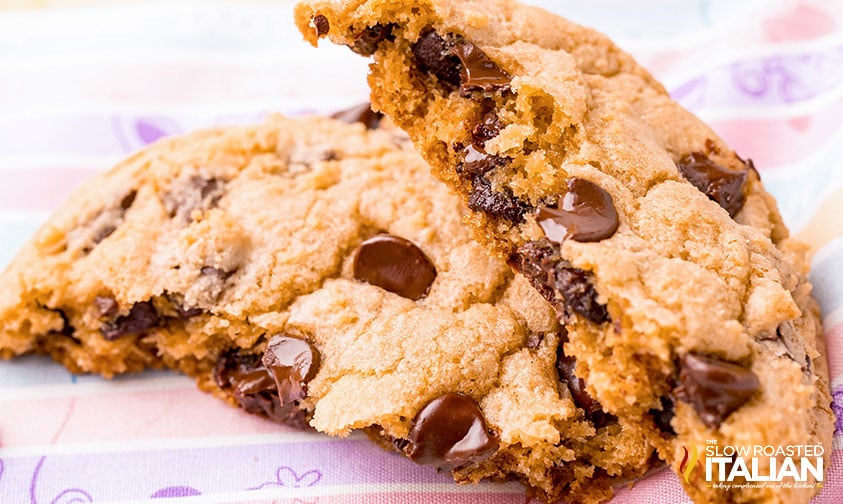 grand floridian chocolate chip cookie