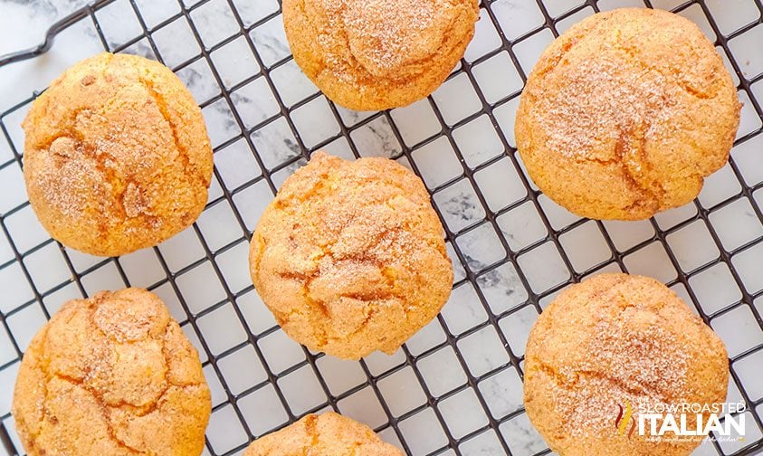 overhead: pumpkin snickerdoodles cooling on a wire rack