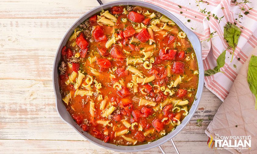 skillet lasagna ingredients combined in pan