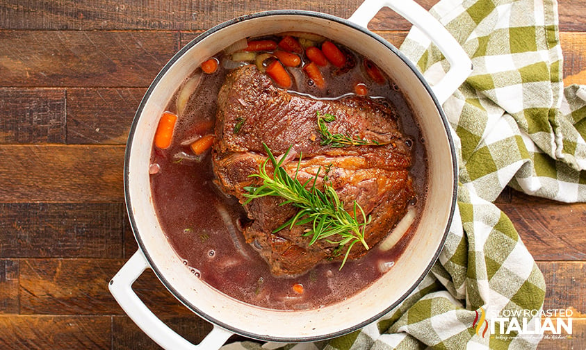 beef chuck roast in a pot