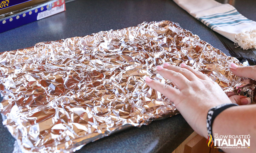 crumpled aluminum foil to bake bacon