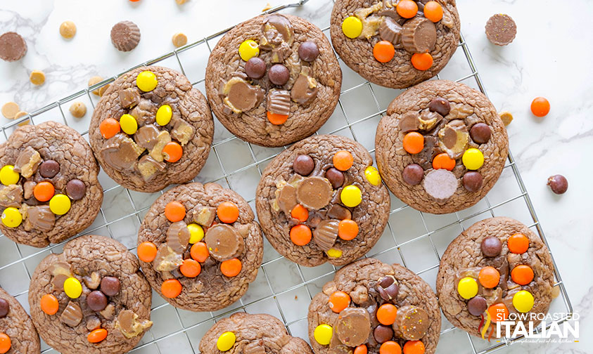 baked reeses brownie cookies on cooling rack