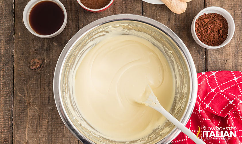 making custard for olive garden tiramisu