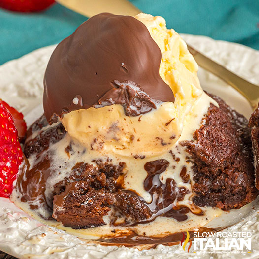 Copycat Chili’s Molten Lava Cake-image
