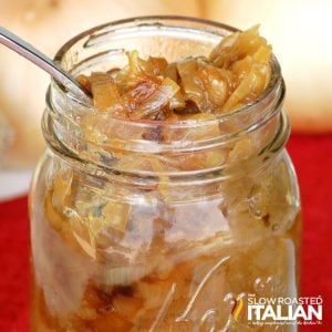 jar of slow cooker caramelized onions