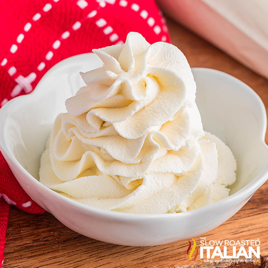 Homemade Quick and Easy Maple Whipped Cream Recipe-image