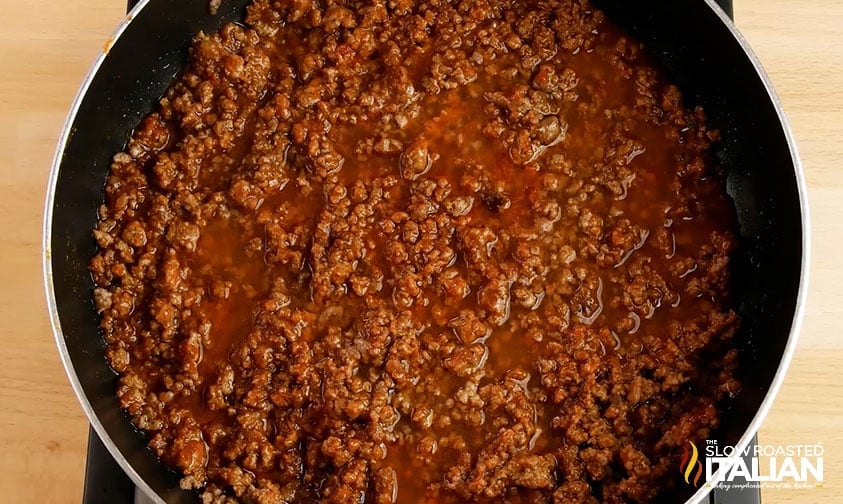 simmering ground beef with old fashioned sloppy joe sauce