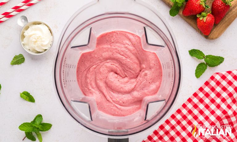 Dreamy Creamy Strawberry Milkshake Recipe - TSRI