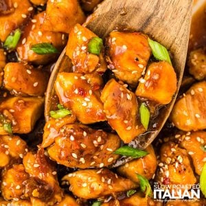 closeup of honey garlic chicken bites