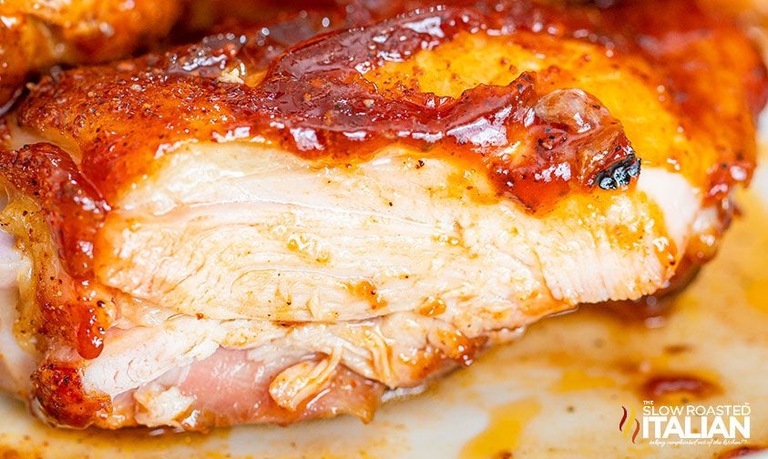extreme closeup: smoked chicken thighs cut open