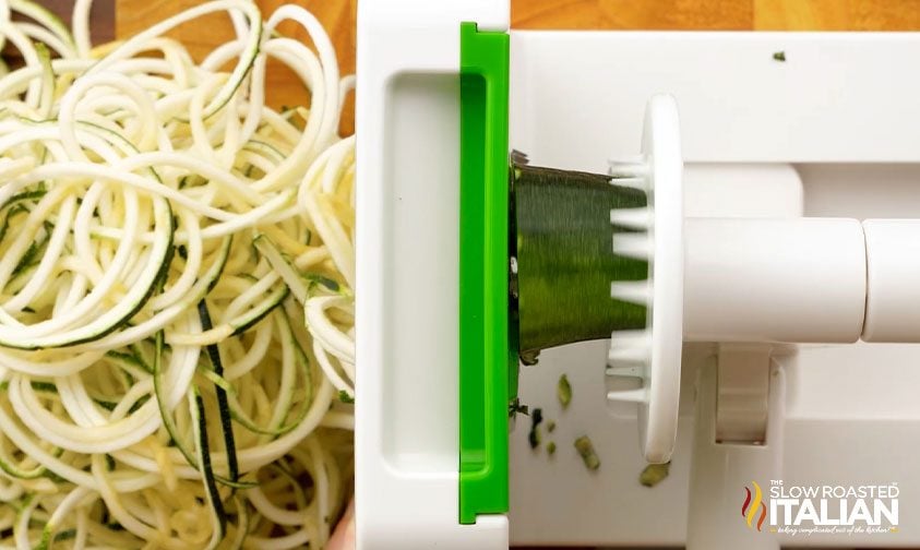 overhead: spiralizing zucchini