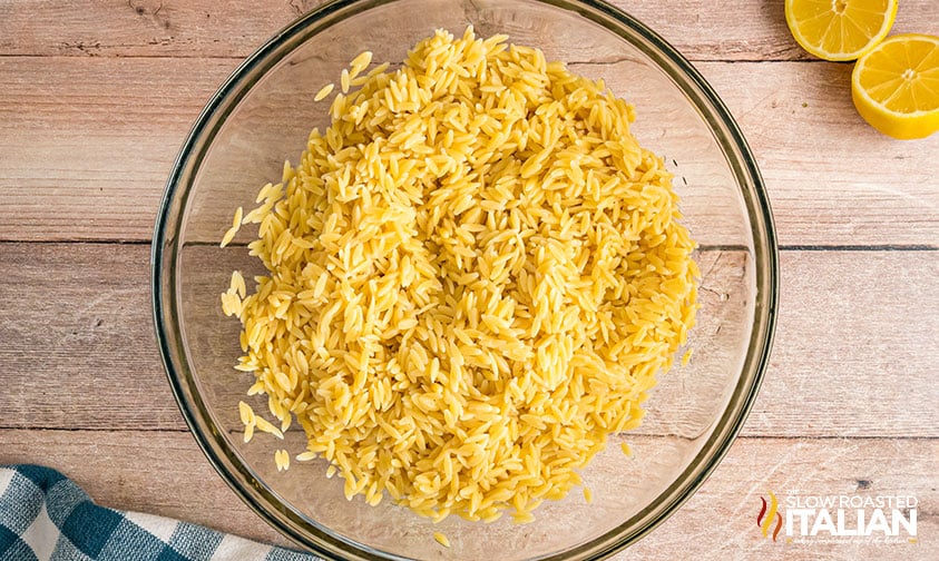 cooked orzo pasta in a mixing bowl