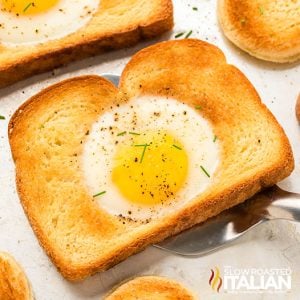 closeup of sheet pan egg in a hole
