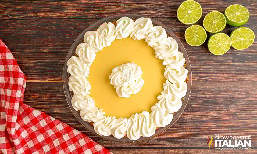 topping key lime pie with whipped topping