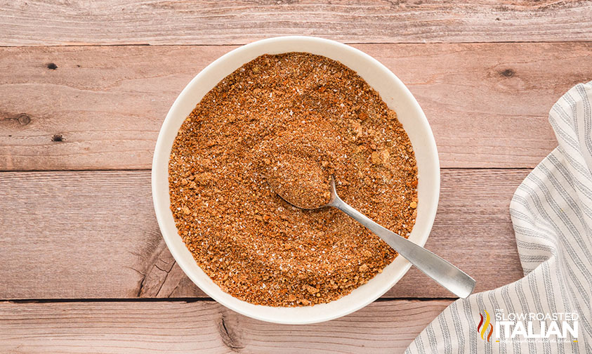 mixed dry rub for sheet pan ribs in a bowl