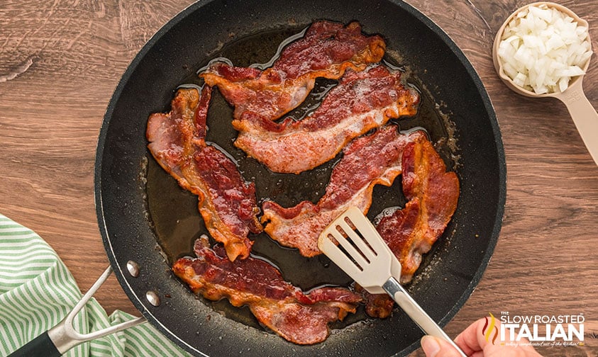 crispy cooked bacon for corn and bacon casserole