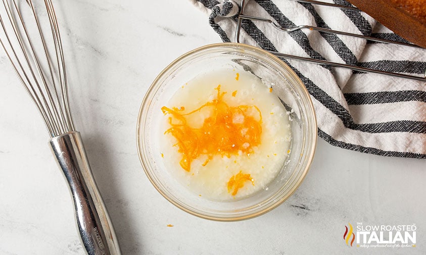 making glaze for orange pound cake