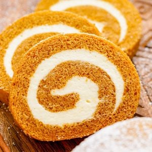 Pumpkin roll cake sliced